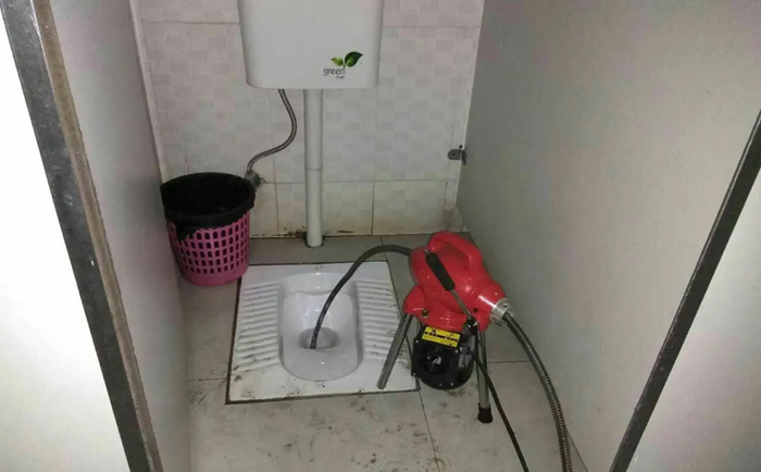 萨尔图蹲便疏通